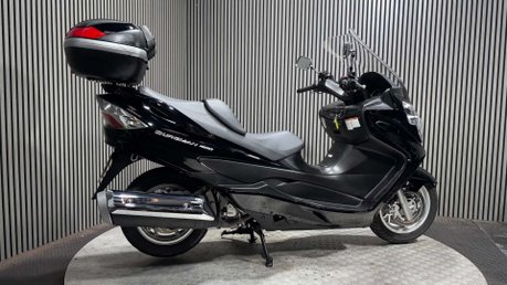Suzuki Burgman AN 2009 ONLY 5K MOT SEPTEMBER 2027 1 OWNER MAXI SCOOTER 3