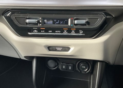 Suzuki Swift 1.2 Mild Hybrid Ultra AUTO 16