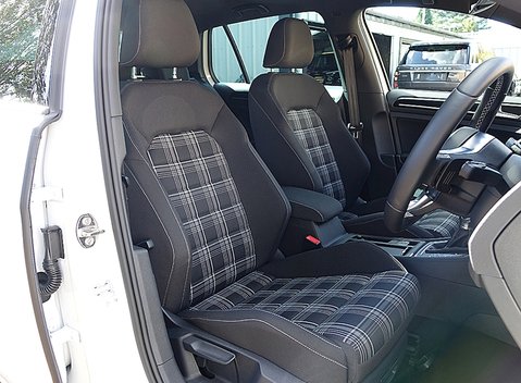 Volkswagen Golf GTD 2.0 TDi 12