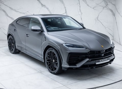 Lamborghini Urus SE 11