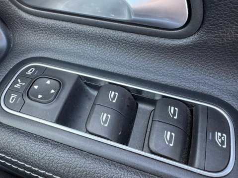 Mercedes-Benz CLA Class 2.0 CLA220d AMG Line (Premium Plus) Shooting Brake 8G-DCT Euro 6 (s/s) 5dr 51