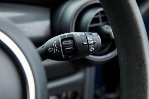 Mini Hatch COOPER 16