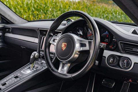 Porsche 911 Carrera S PDK 14