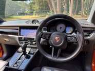 Porsche Macan S PDK 18