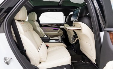 Bentley Bentayga W12 Mulliner 15