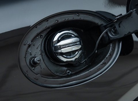 Porsche 911 Targa 4 GTS (992) 36