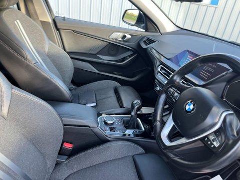 BMW 1 Series 1.5 118i Sport Euro 6 (s/s) 5dr 35