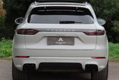Porsche Cayenne 3.0 V6 E-Hybrid 17.9kWh Platinum Edition TiptronicS 4WD Euro 6 (s/s) 5dr (3 6