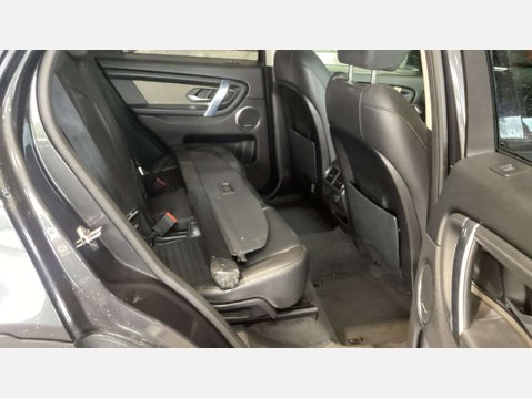 Land Rover Discovery Sport 2.0 Discovery Sport SE D Auto 4WD 5dr 8