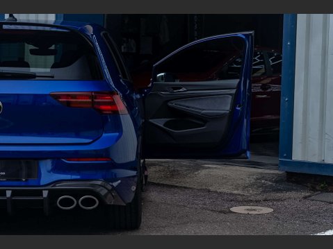 Volkswagen Golf 2.0 Golf R TSi 4Motion Semi-Auto 4WD 5dr 8