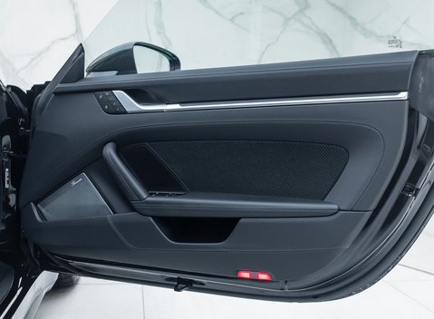 Porsche 911 Turbo S (992) 27