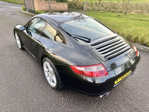 Porsche 911 CARRERA 2 S 10