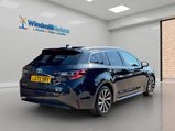 Toyota Corolla 1.8 VVT-h Design Touring Sports CVT Euro 6 (s/s) 5dr 10