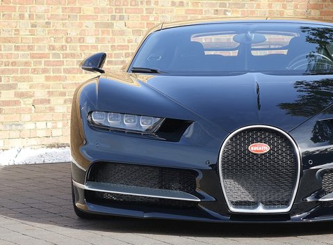 Bugatti Chiron 6