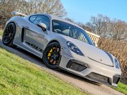 Porsche 718 Cayman GT4 PDK 19