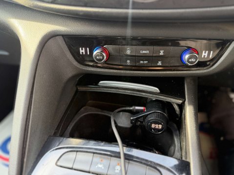 Vauxhall Insignia 2.0 Insignia SRi VX-Line Nav TD 5dr 27