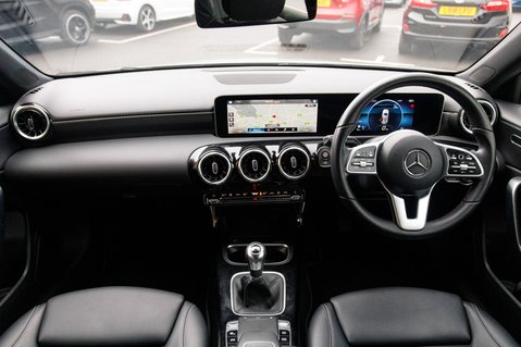 Mercedes-Benz A Class A 180 SPORT EXECUTIVE 3