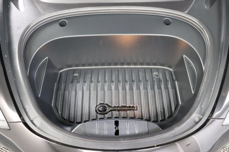 Tesla Model 3 MODEL 3 44