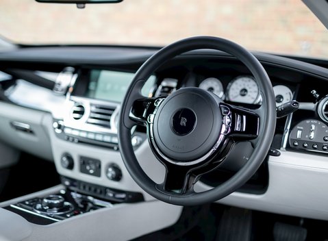 Rolls-Royce Wraith 11
