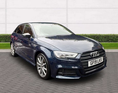 Audi A3 1.5 A3 Sportback 35 TFSI Black Edition Semi-Auto 5dr 1
