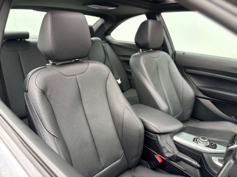 BMW 2 Series 2.0 220i M Sport Auto 2dr 18