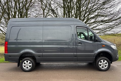 Mercedes-Benz Sprinter 316 Cdi L2 H2 4x4 Panel Van with Air Con & Leather 10