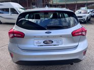 Ford Focus ZETEC TDCI 9
