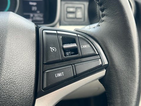 Suzuki Ignis SZ5 DUALJET ALLGRIP SHVS MHEV 33