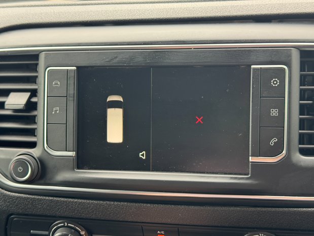 Vauxhall Vivaro SWB L1H1 [SOLD CM] Low Roof 3100 Air Con Sensors EURO 6 NO V 30