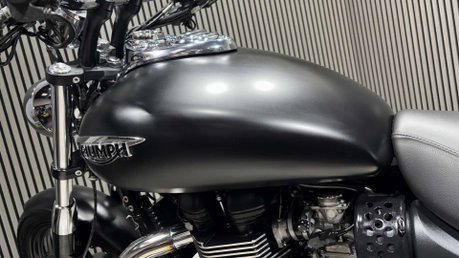 Triumph Speedmaster 865 2013 ONLY 6K MOT SEPTEMBER 2027 CRUISER BIKE 865CC 39