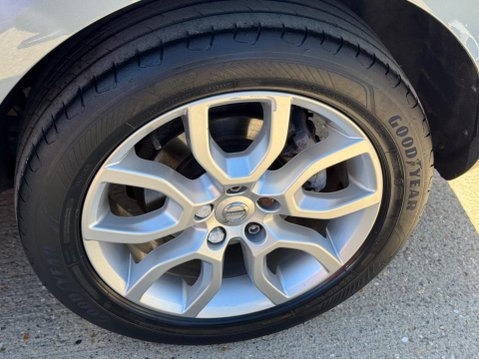 Volvo V40 1.5 T3 Pro Auto Euro 6 (s/s) 5dr 39