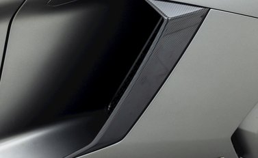 Lamborghini Aventador SV LP 750-4 Roadster 29