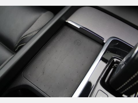 Volvo XC60 RECHARGE T6 R-DESIGN AWD 25
