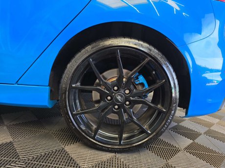 Ford Focus 2.3T EcoBoost RS Hatchback 5dr Petrol Manual AWD Euro 6 (s/s) (350 ps) 26