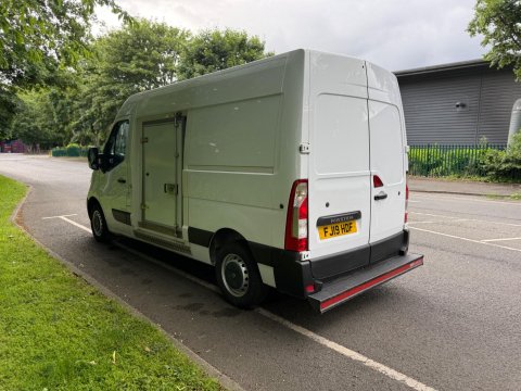 Renault Master 2.3 dCi MM35 Temperature Controlled 4dr Diesel Manual FWD L2 H2 (221 g/km, 11