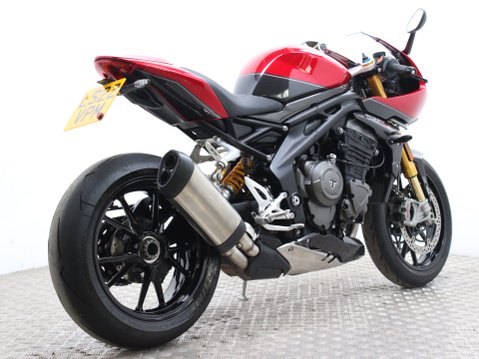 Triumph Speed Triple SPEED TRIPLE 1200 RR 3