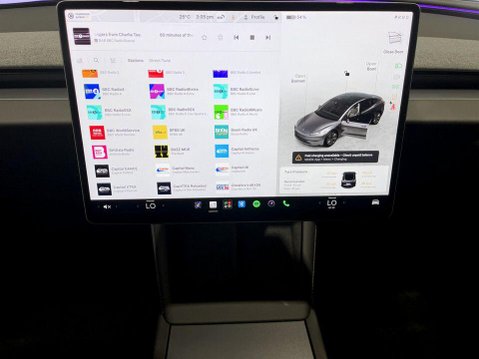 Tesla Model 3 Saloon 4dr Electric Auto RWD (208 ps) Pan Roof - Sat Nav - Alloys 18