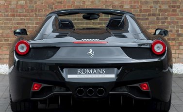 Ferrari 458 Spider 14