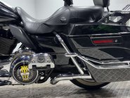 Harley-Davidson Touring 1690 FLHRC ROADKING CLASSIC 2012 TO MANY EXTRAS 21' WHEEL 29