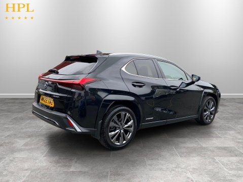 Lexus Ux 2.0 250h F Sport SUV 5dr Petrol Hybrid E-CVT Euro 6 (s/s) (184 ps) 7