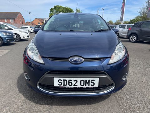 Ford Fiesta TITANIUM 2