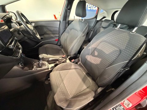 Ford Fiesta 1.0T EcoBoost Zetec Euro 6 (s/s) 5dr 26
