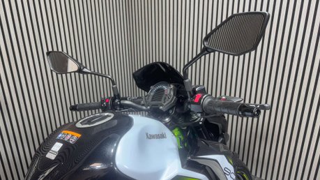 Kawasaki Z900 2019 69 PLATE FULL AKRAPOVIC ONLY 15K STUNNING NAKED BIKE 35