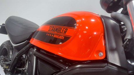 Ducati Scrambler 400 SIXTY 2 2016 14K NEW MOT A2 READY FULL SERVICE SPORTS EXHAUST 400CC 20