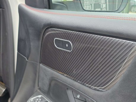 Mercedes-Benz GLB 1.3 GLB200 AMG Line SUV 5dr Petrol 7G-DCT Euro 6 (s/s) (163 ps) 31