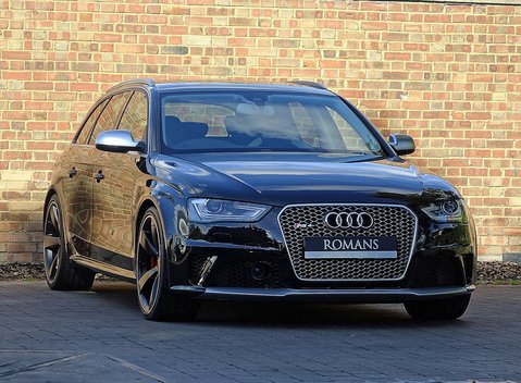 Audi RS4 Avant Limited Edition 1