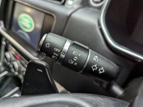 Land Rover Range Rover 3.0 Range Rover Vogue TDV6 Auto 4WD 5dr 71