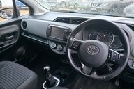 Toyota Yaris VVT-I DESIGN.. 1 PREVIOUS KEEPER.. £35 ROAD TAX.. 8 SERVICES.. 12