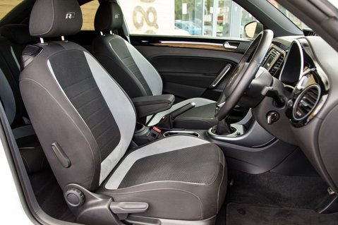 Volkswagen Beetle R LINE TDI BLUEMOTION TECHNOLOGY 25