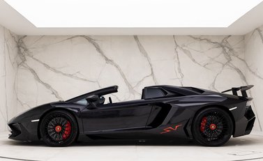 Lamborghini Aventador SV LP 750-4 Roadster 2